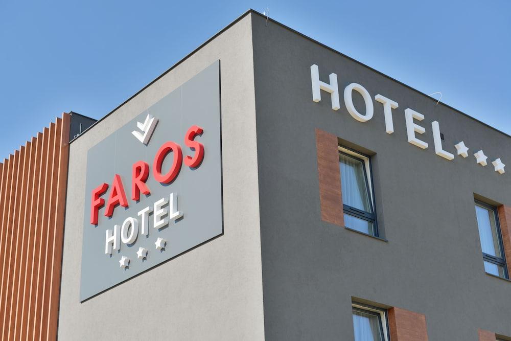 Hotel Faros Gdansk Airport Exterior foto